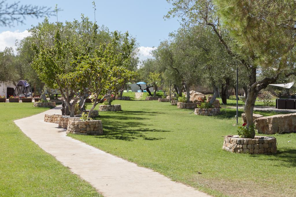 Hotel Villa Pirotta Sannicandro di Bari Buitenkant foto