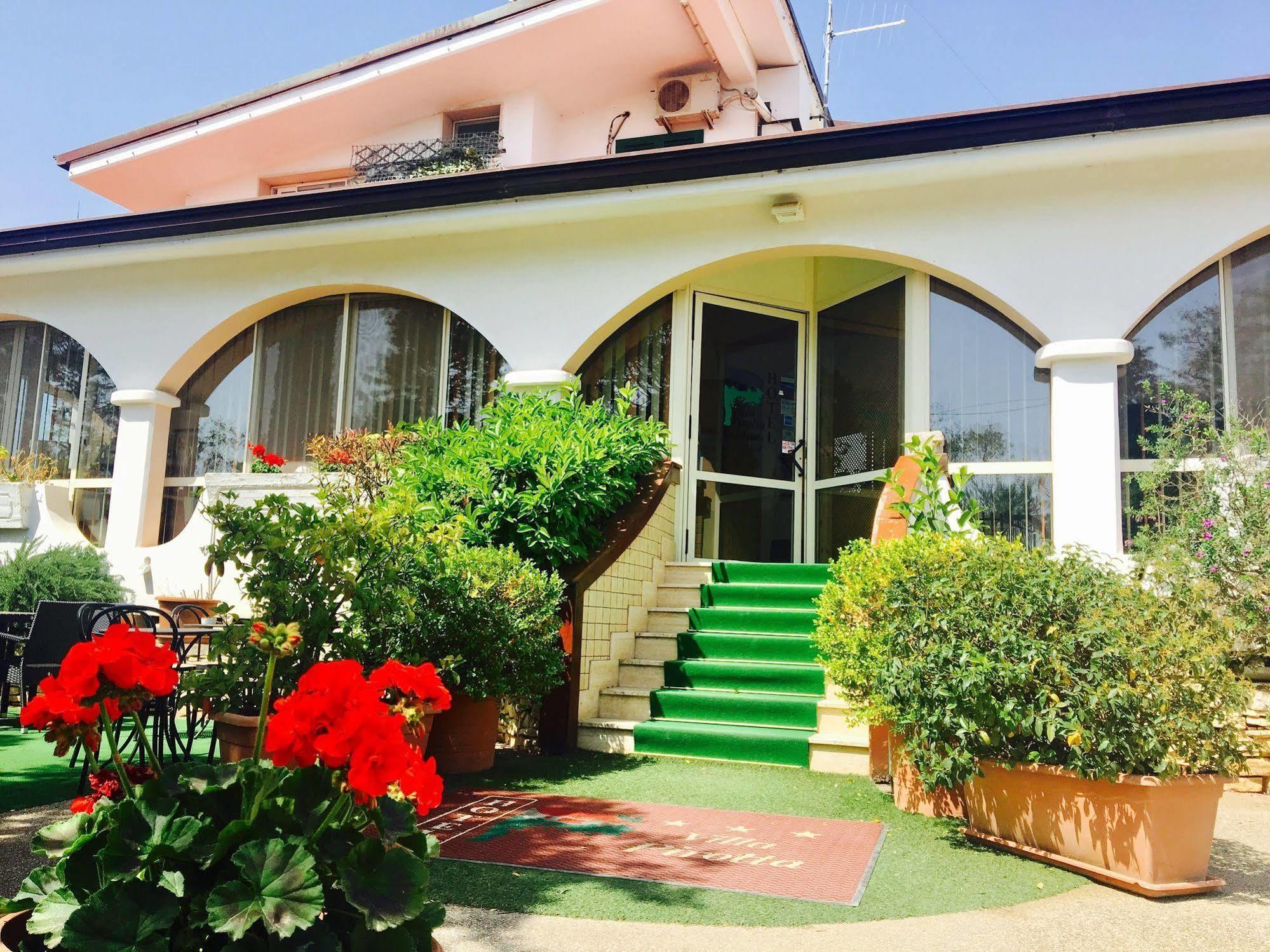 Hotel Villa Pirotta Sannicandro di Bari Buitenkant foto