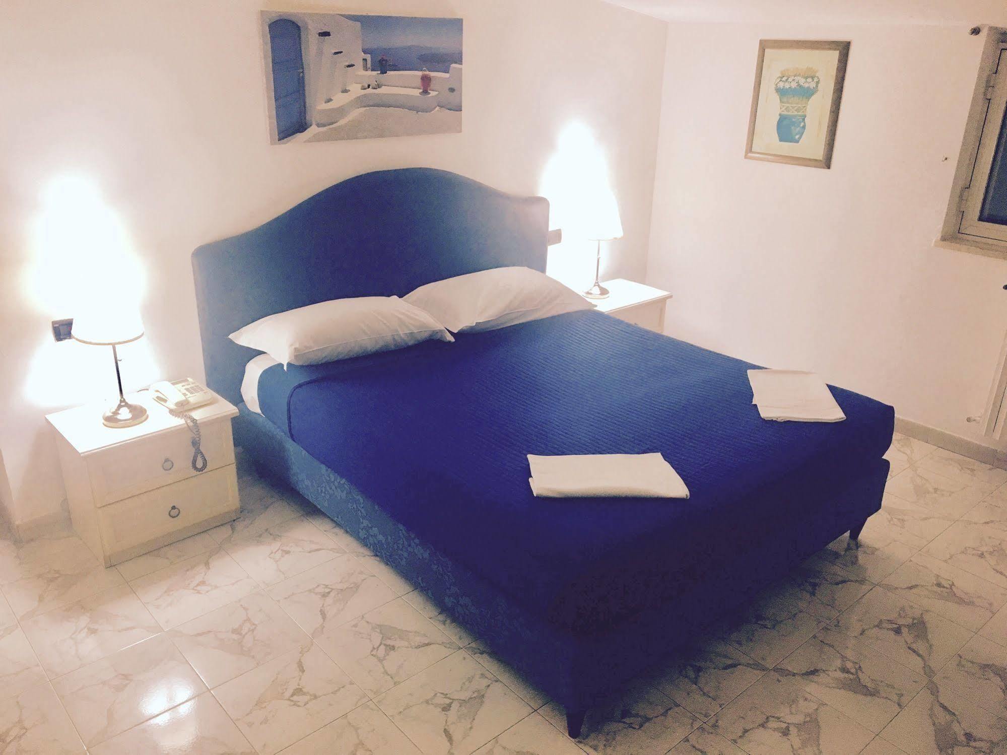 Hotel Villa Pirotta Sannicandro di Bari Buitenkant foto