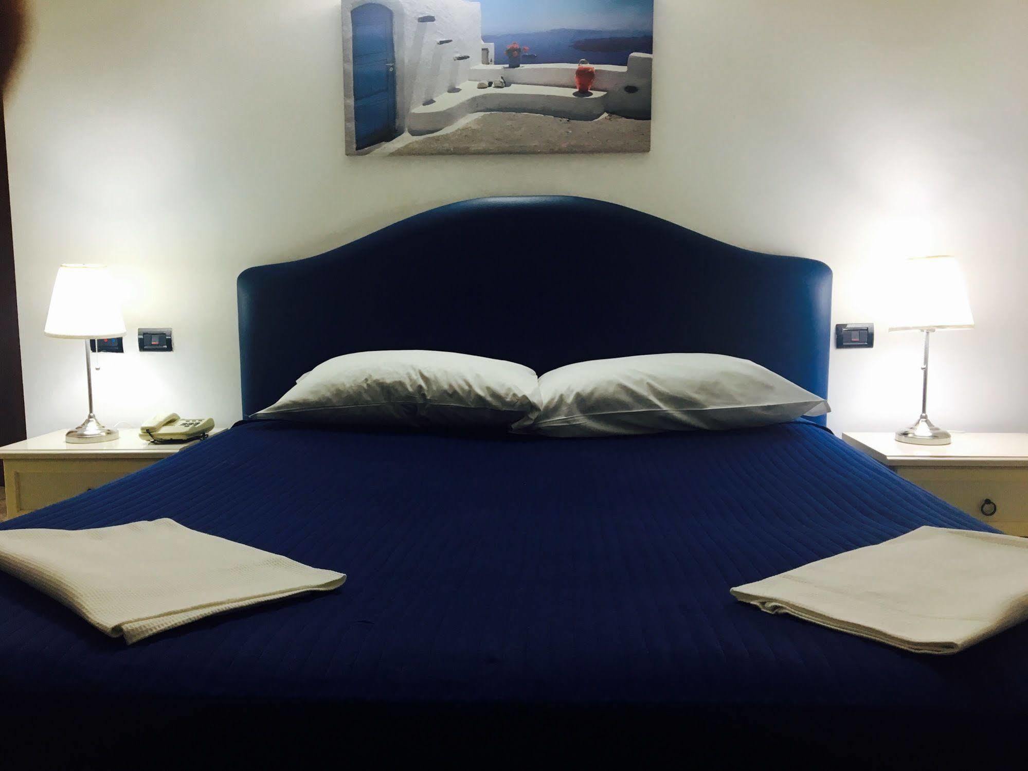 Hotel Villa Pirotta Sannicandro di Bari Buitenkant foto