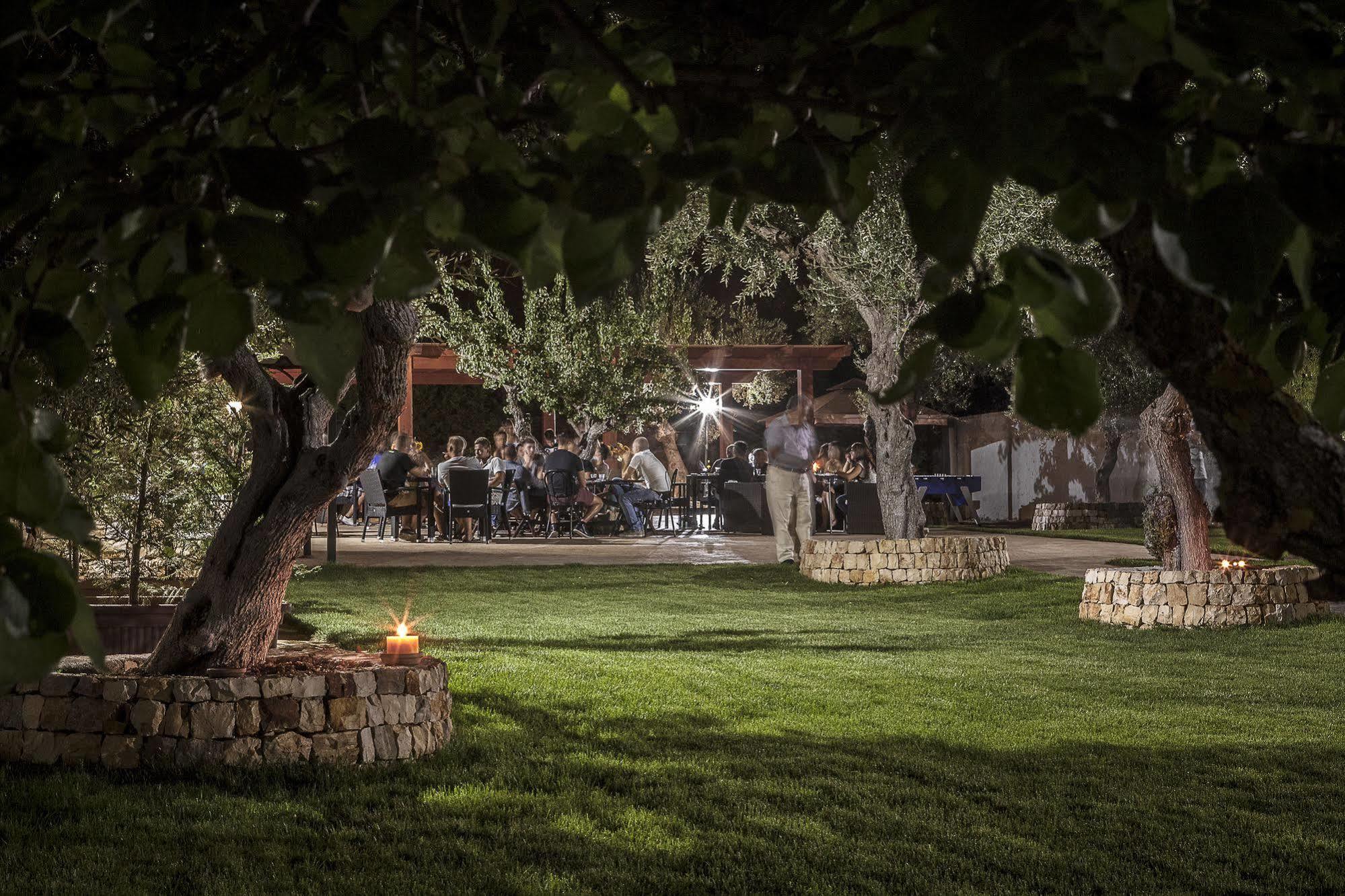 Hotel Villa Pirotta Sannicandro di Bari Buitenkant foto