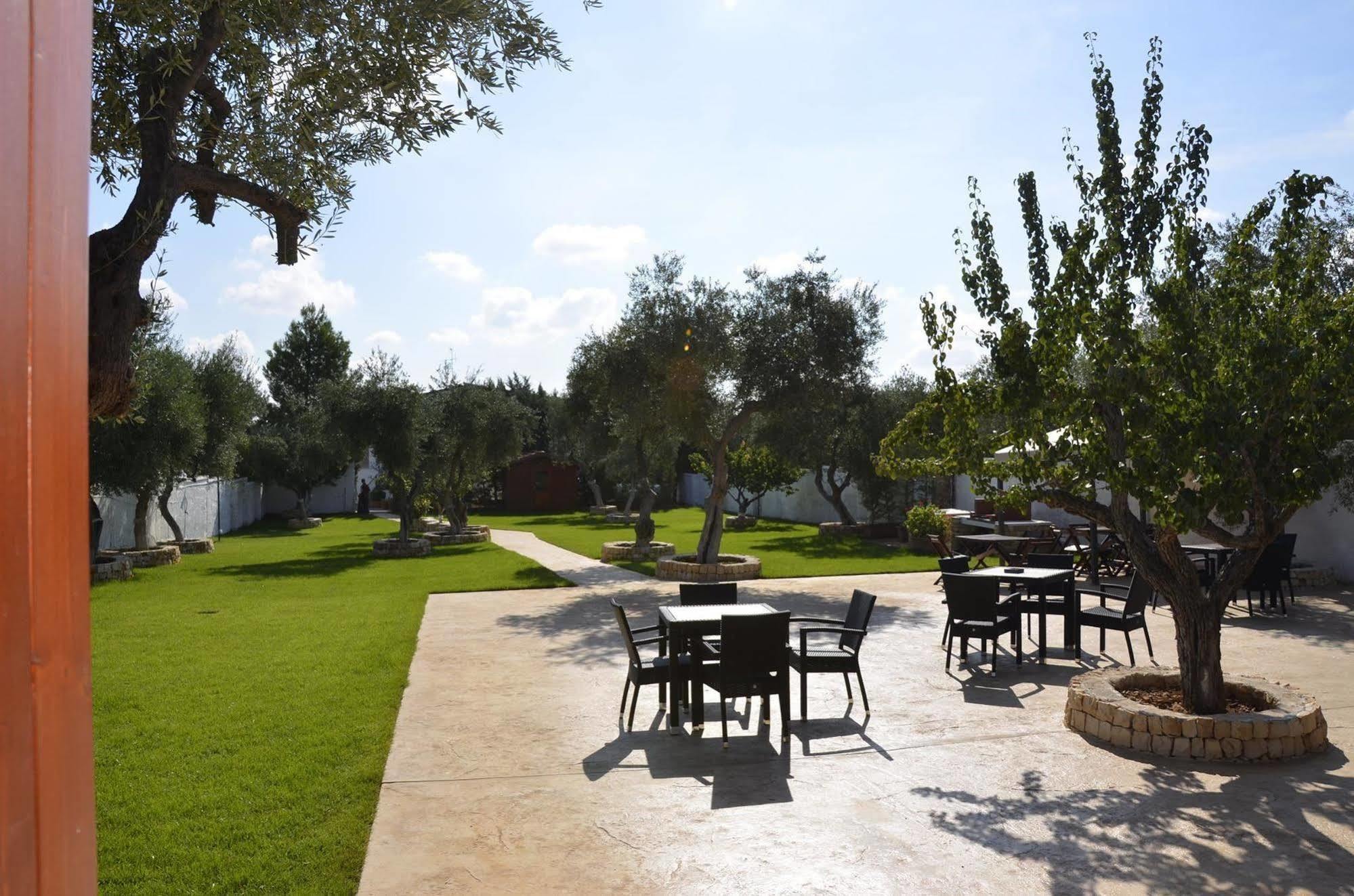 Hotel Villa Pirotta Sannicandro di Bari Buitenkant foto