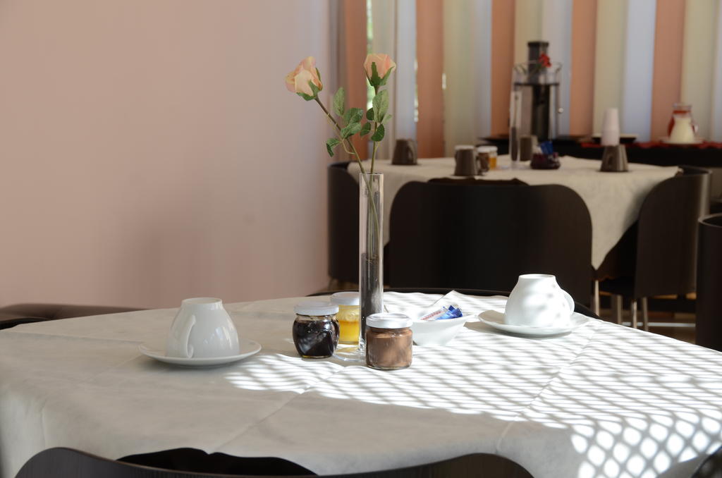 Hotel Villa Pirotta Sannicandro di Bari Buitenkant foto